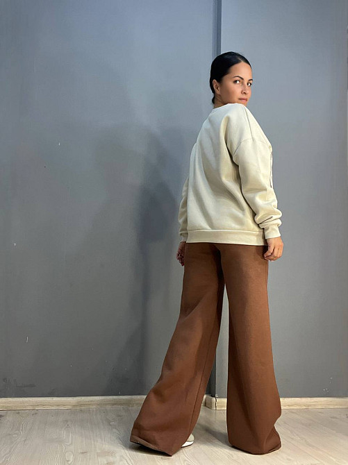 Штаны женские Quzen 388 брюки спортивные палаццо широкие свободные от бедра утепленные на флисе коричневые, коричневый, M Киев - изображение 8