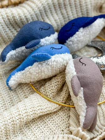 Дитячий мобіль на ліжечко для немовлят ручної роботи WooolyWool «Кити» Київ - фото 7