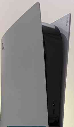 Приставка Sony PlayStation PS5 Digital Edtion в ідеальному стані. Київ