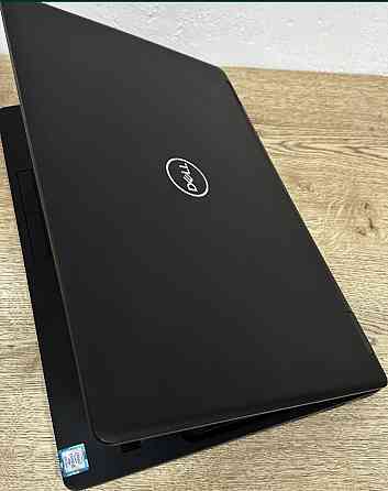 Ноутбук: Dell latitude 5590 i5-8250u / 16Gb. SSD256Gb. FHD-IPS.l Киев