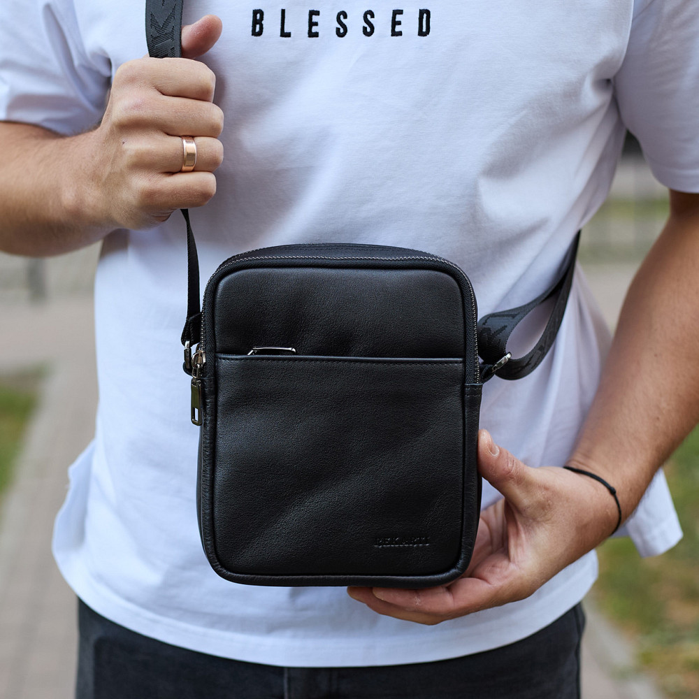 Мужская сумка через плечо, гладка шкіра 20х16х6, мессенджер для города, барсетка для телефона и документов, черная Киев - изображение 2