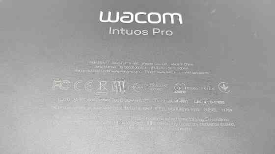 Графічний планшет Wacom PTH-860 без пера (товар вживаний) Луцьк