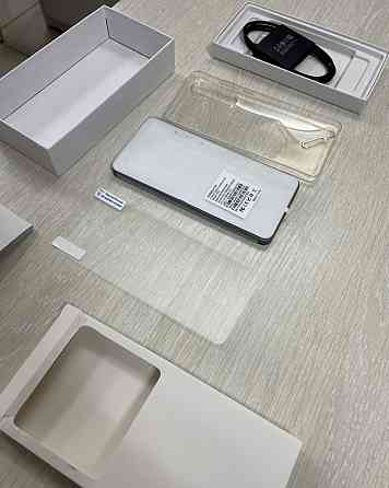 Новий смартфон f500 Київ