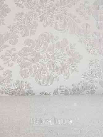 Шпалери вінілові на флізеліні Rasch Trianon Xlll 0.53х10 класика під текстиль вензель завитки срібло на білому Київ