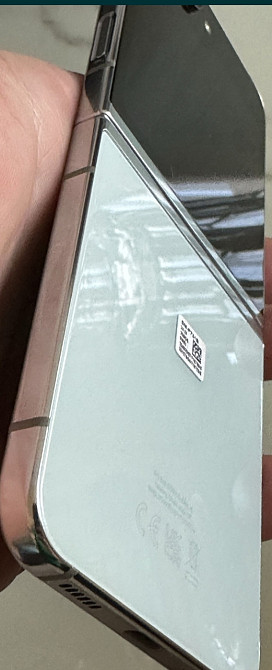 Смартфон: Samsung Galaxy Z Flip 5 F731B 8/256Gb. Mint Київ - фото 5