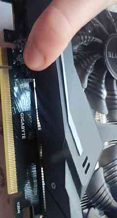 Видеокарта: GIGABYTE GeForce RTX 2070 8192Mb. WINDFORCE OC ( GV-N2070WF 3-8) Киев