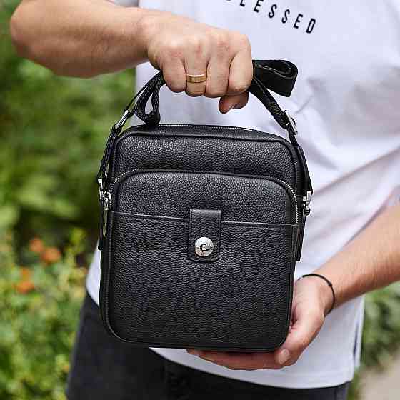 Мужская кожаная универсальная сумка 24х20х8, барсетка из кожи, сумочка для мужчин с регулировкой ручки, черная Киев