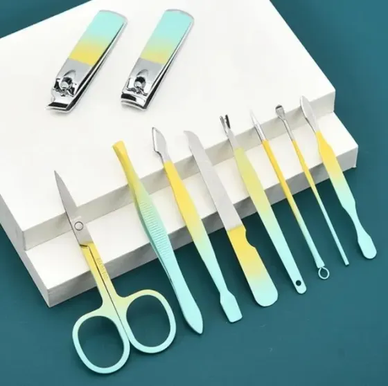 Набор профессиональный для маникюра/педикюра на 10 предметов мятно-желтый в мягком кейсе Коломия