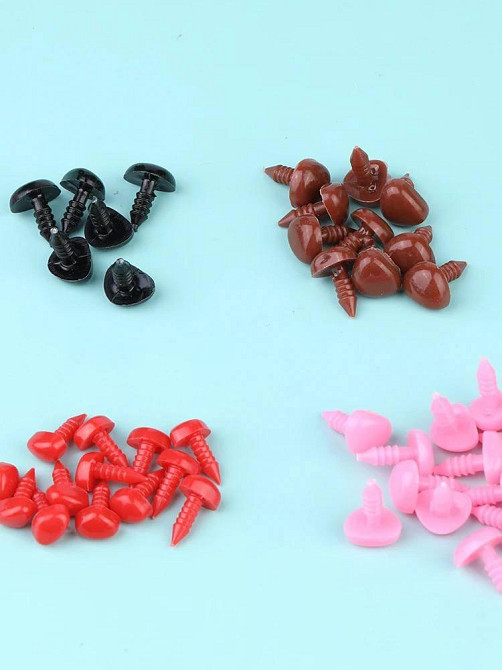 Ніс для іграшок трикутний,гвинтовий з фіксатором колір чорний розмір11*13 мм Київ - фото 4