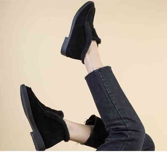 Daragani Черевики жіночі Daragani чорні натуральна замша зима 37-40р. (4245) Коломыя