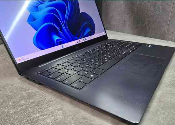Ноутбук LG Gram SuperSlim Core i7-13gen / OLED / 16Gb / 500Gb. Київ