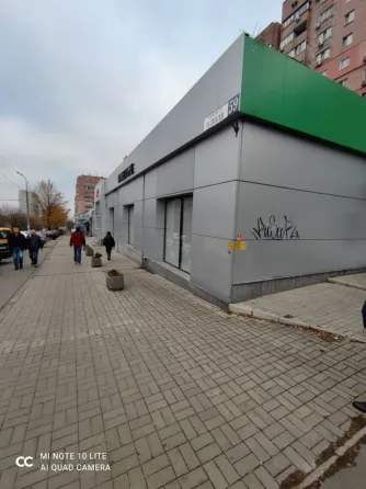Арендуйте подвал по адресу Поля проспект 59, 2 туалета, душ, лифт (паллетные пропуска) Днепр