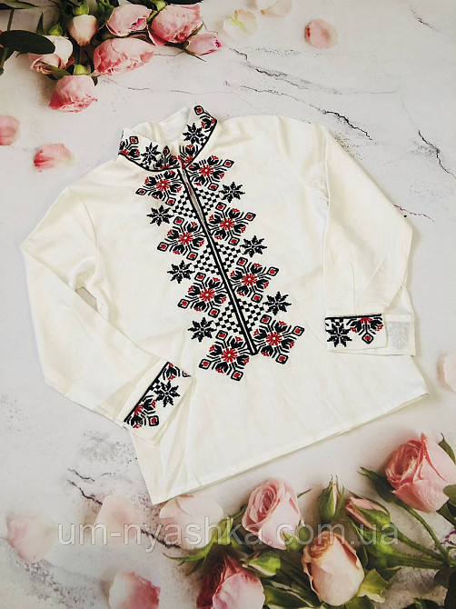 Вышиванка для мальчика лен 