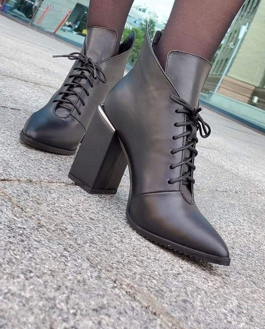 Wright Черевики жіночі WRIGHT чорні шкіра натуральна каблук 10см 38р. (4222) Коломыя - изображение 1