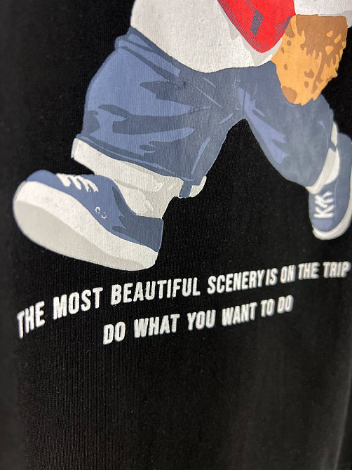 Футболка жіноча 25125 A-N оверсайз подовжена вільний крій з принтом ведмедик напис CALIFORNIA one size, чорний, one size Київ - фото 6