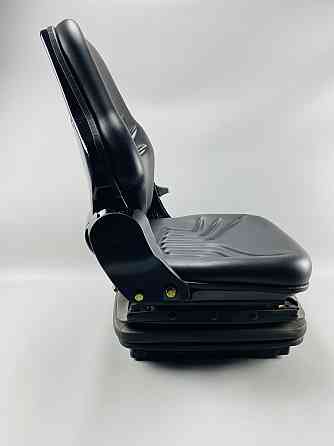 Сидіння трактора та спец. техніки універсальне. поліуретанова піна високої щільності + шкір. зам амортизація Мукачево