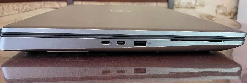 Ноутбук 17" FHD Dell Precision 7750 (i7-10750H/16/256Gb/RTX 4000) Харків - фото 3