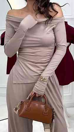 Женский базовый прогулочный костюм двойка: лонгслив и штаны микродайвинг Беж, 42/44 Одесса