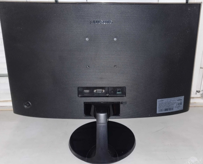 Монітор вигнутий Samsung C24F390FHl. Київ - фото 6