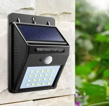 Уличный светильник на солнечной батарее с датчиком движения Ever Brite Коломия