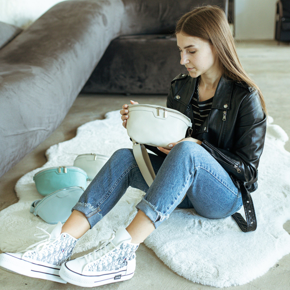 Бананка жіноча з натуральної шкіри, поясна сумка стильна, білаMasterSem Київ - фото 3