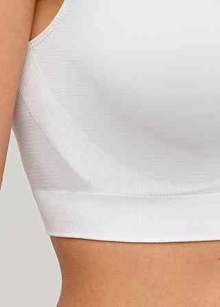 Безшовный топ на широких бретелях Giulia TANK TOP (белый) 1009647 Киев