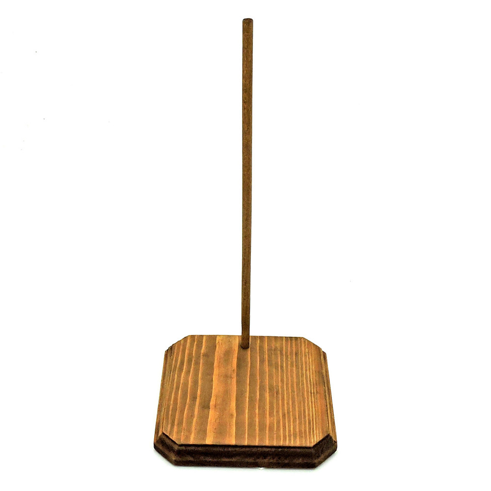 Подставка для кукол 