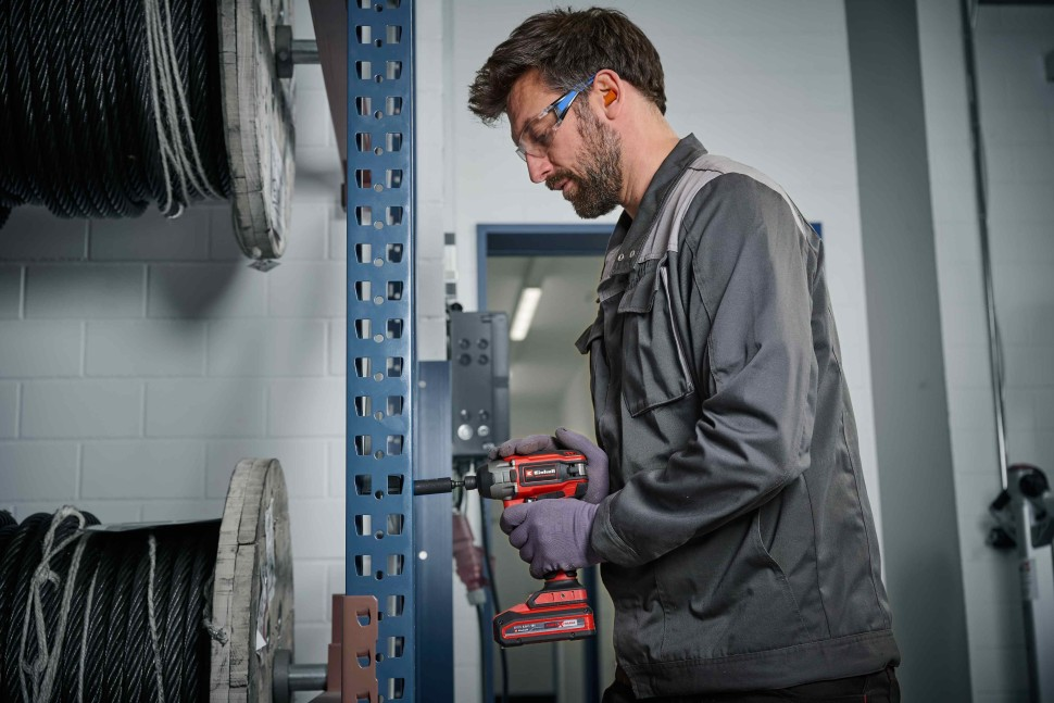 Мощная ударная отвертка Einhell TP-CI 18/220 Li BL-Solo : без АКБ, 220 Нм (4510085) Киев - изображение 9