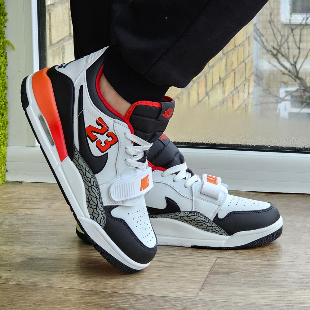 Мужские Кроссовки Nike Jordan Белые Кожаные Джорданы Найк (размеры: 41,42,43,44,45) Видео Обзор Днепр - изображение 5