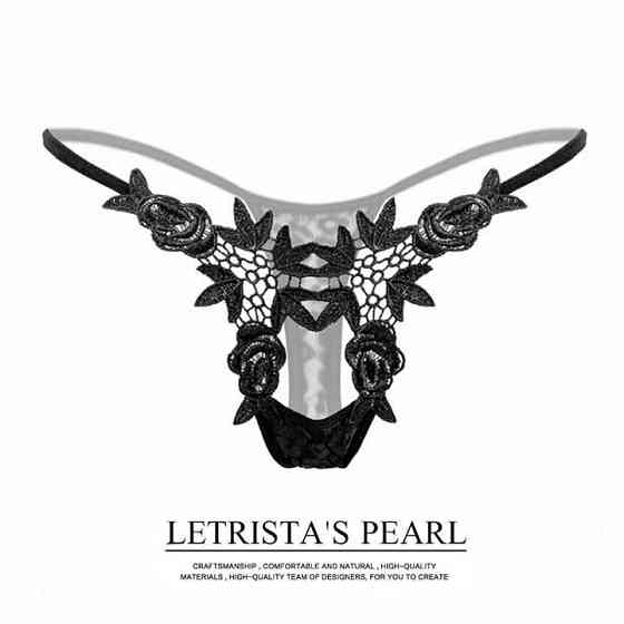 Стринги с цветами и пикантным вырезом - Черный - S/M – Эротическое бельё Винница