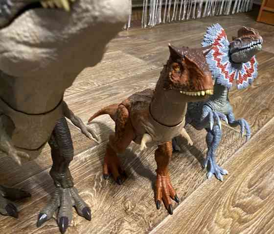 Динозавры игрушки со звуком БУ  Динозавры на выбор . Киев