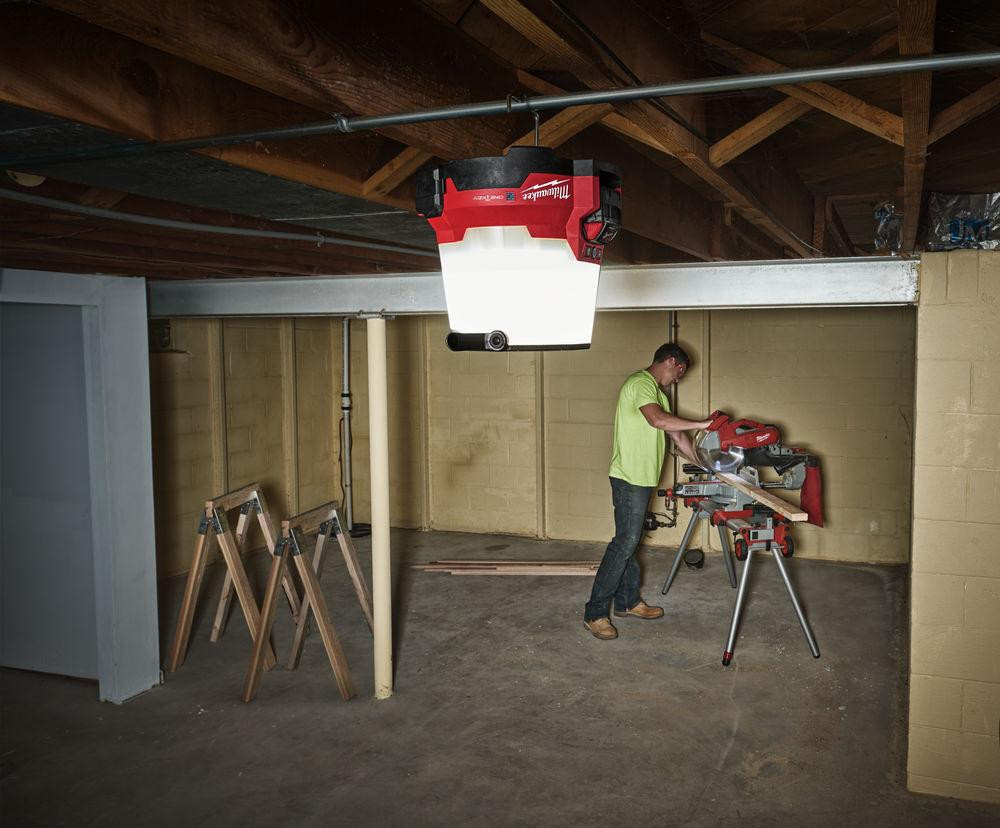 Фонарь аккумуляторный MILWAUKEE, M18 ONESLSP-0 Одесса - изображение 6