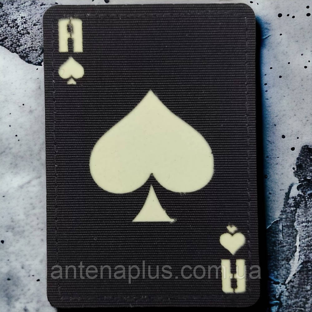 Игральная карта Laser Cut черный патч / шеврон Киев - изображение 1