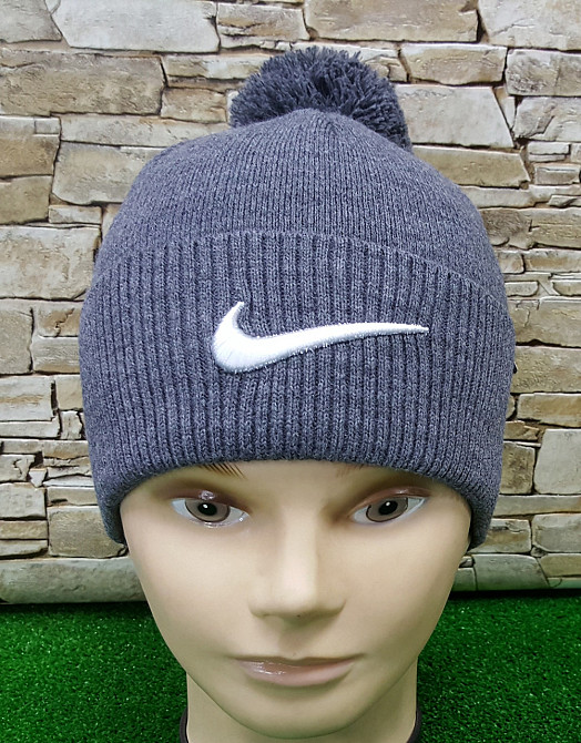 Чоловіча шапка NIKE Originals Pom Pom Fleece Київ - фото 1