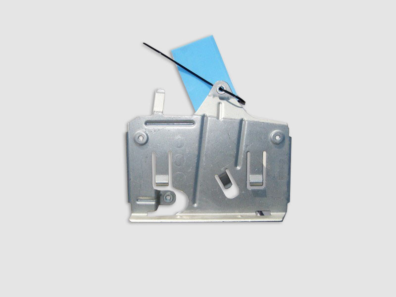 Mercedes-Benz  A2215450447 Кронштейн блоків керування в багажнику праворуч S-Class W221 Одесса - изображение 1