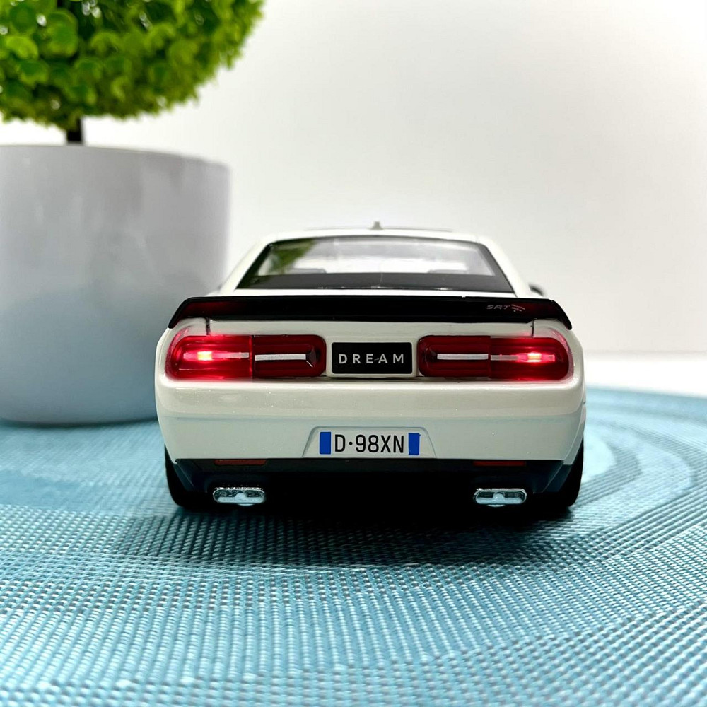 Машинка металева Авто Експерт Chevrolet Camaro 1:24 відчиняються двері капот багажник світло/звук Біла (GT-12099) Чернігів - фото 5