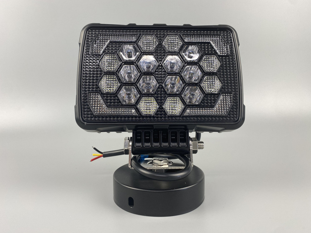 Фара LED квадратна 18 Led chip 12/24V. Широкий промінь + DRL світло + стробоскоп, світло 6500 К, IP67 Мукачево - фото 4