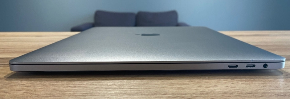 Макбук про 15 2019 i7 2.6ghz 16/256gb pro 555x 4gb Киев - изображение 1