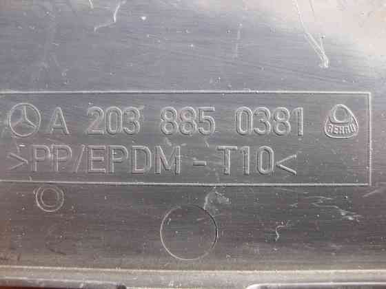 Mercedes-Benz  A2038850381 Подіум - накладка номерного знака C-Class W203 Одеса