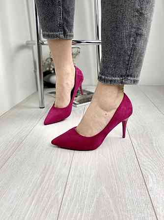 Comer Туфлі жіночі COMER малинові еко-замша 38р. ( ) Коломия