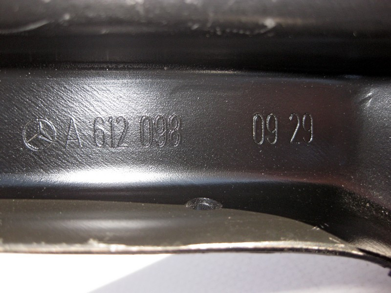 Mercedes-Benz  A6120980929 Кронштейн впускного колектора двигуна OM612 OM647 R5 2.7 cdi C-Class W203 E-Class W210 W211 CLK C209 Одесса - изображение 3