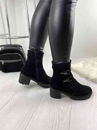 Жіночі черевики ARLETT чорні натуральна замша зима висота черевика 14 см (Б321) Коломыя