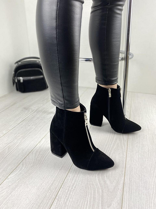 Замшеві черевики жіночі демісезонні весна-осінь чорні на стійкому каблуці р. 36, 37 2726 Коломыя - изображение 8