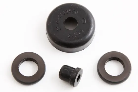 Р/к головного цил-ра зчеплення 2101 КРТ (2 манжети, пилник, колпачок) Вінниця