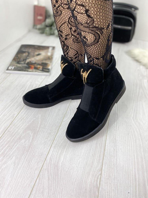 Olli Черевики жіночі OLLI 15-2543 чорні (зима, замша натуральна) (3066) лише 39р. 39 Коломыя - изображение 1