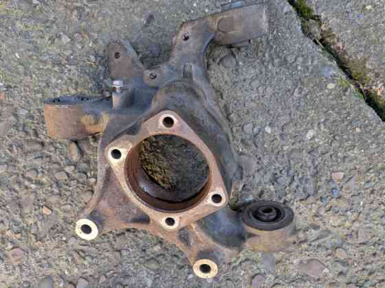 68083244AB Цапфа   (поворотный кулак) задний правый Коломыя