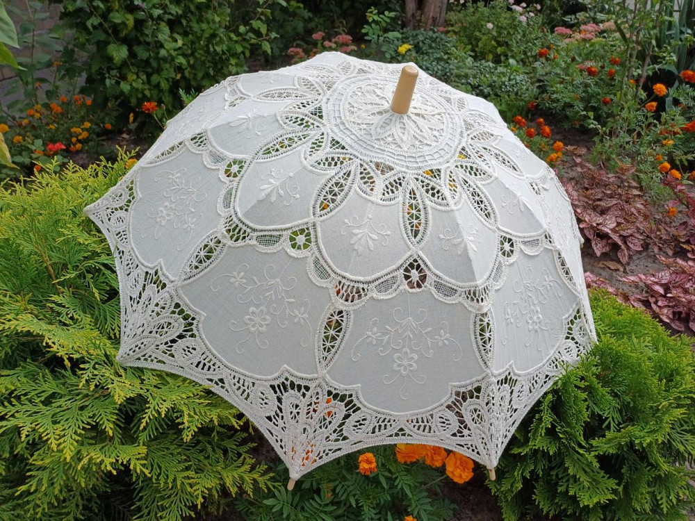 Зонтик свадебный кружевной кремовый Киев - изображение 4