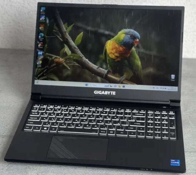 Ноутбук Игровой: Gigabyte G5 (2023) (15.6