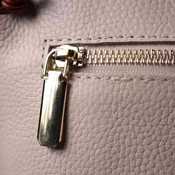 Женская трапециевидная сумка на плечо из натуральной кожи Белая (Vintage) Киев