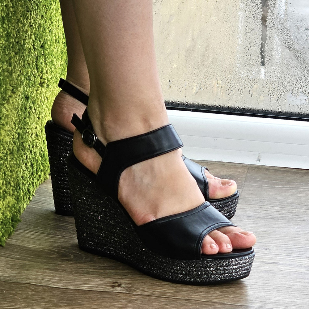 Жіночі Босоніжки на Танкетці Шкіряні Сандалії на Платформі Чорні Літні (розміри: 35,36,37,38,39,40) — 53-2 Дніпро - фото 6